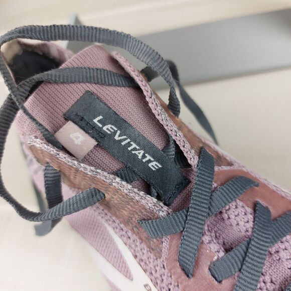 Brooks Levitate 4 Women's 9 Primrose Blackened Pearl W -1203351B032 - Picture 9 of 9